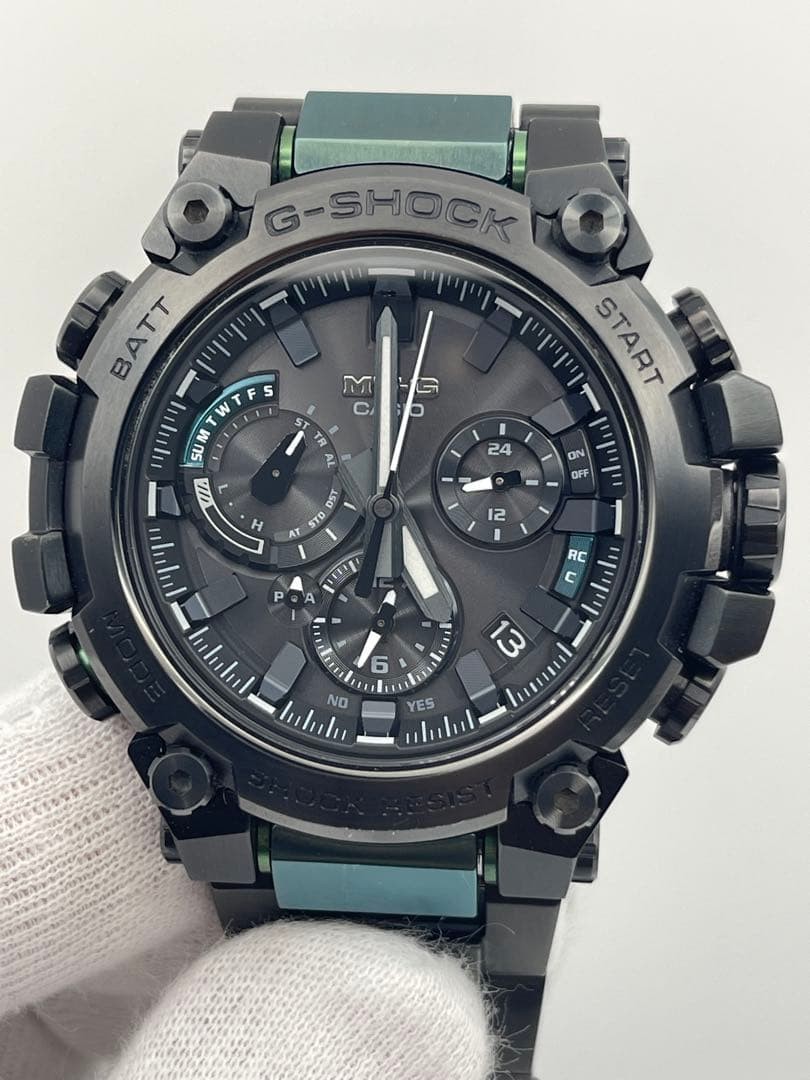 Casio G-Shock MTG-B3000BD-1A2JF Bluetooth Radio Solar Men's Watch Used image 3
