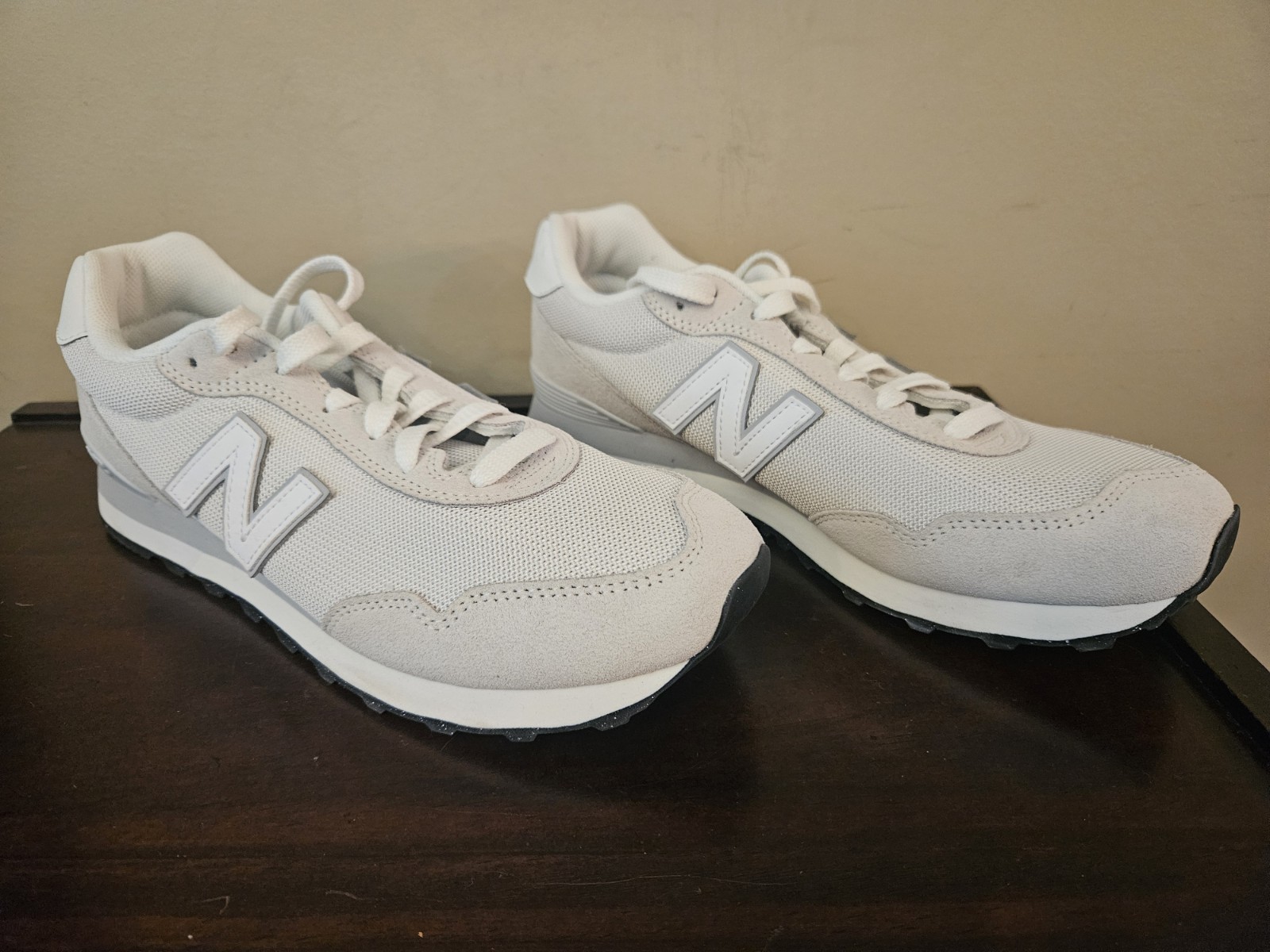 SAOLA Scarpe da corsa sportive New Balance 515 v3 uomo taglia 10 5 bianco grigio sneakers