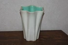 Vintage Red Wing Pottery White Vase #887 – Scalloped Rim