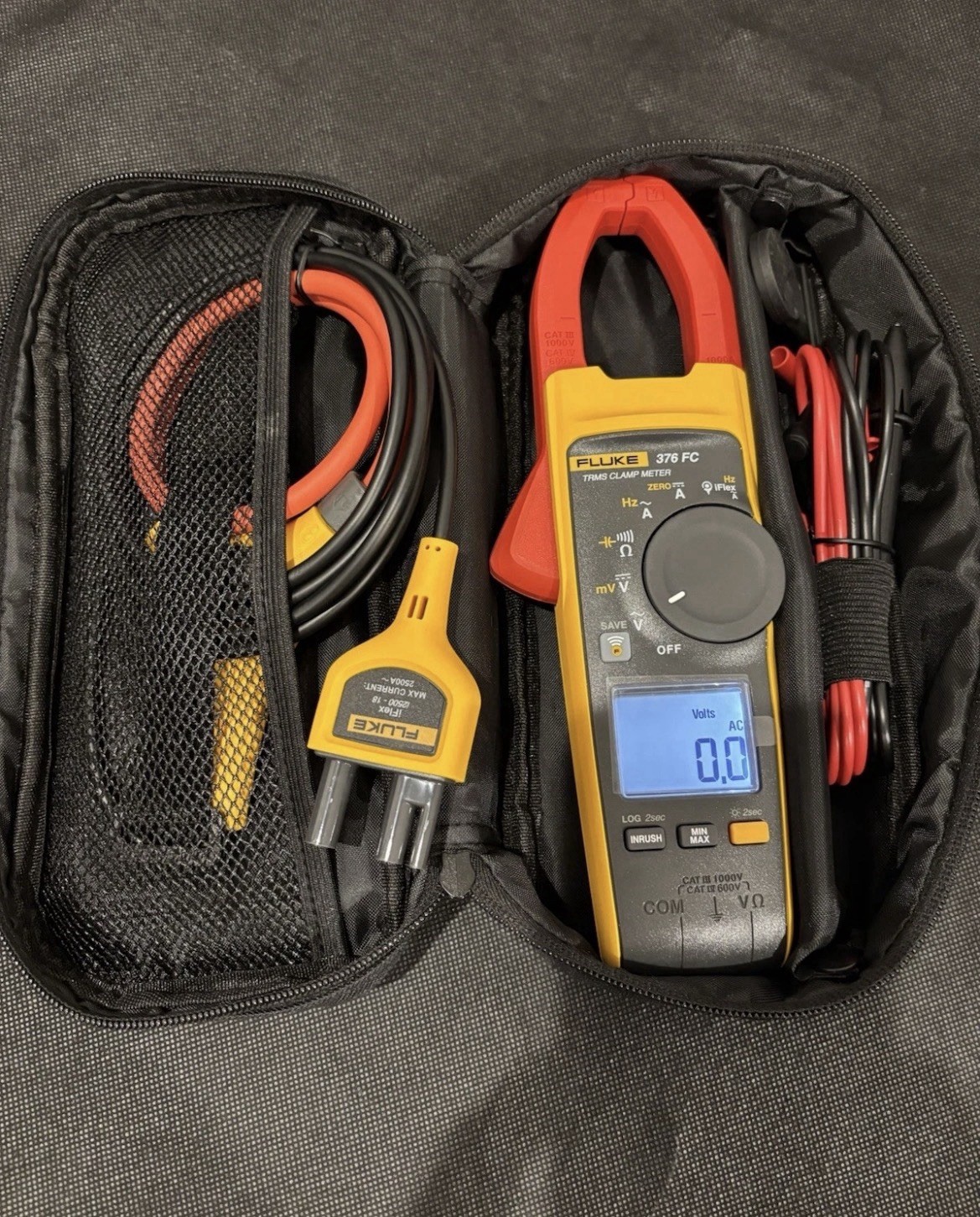 Fluke 376FC True-RMS AC/DC 전압/저항/전류 클램프 미터, iFlex를 통한 Wi-Fi 연결