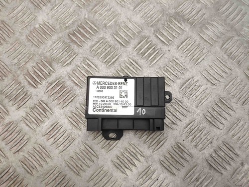 MERCEDES-BENZ GLA X156 Steuergerät Kraftstoffpumpe A0009003101 1.60 30324957