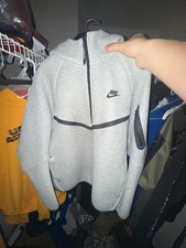 Nike CU4489063 S Hoodie - Gray