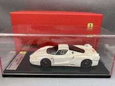 1/43  LookSmart Ferrari FXX Pearl White 383313