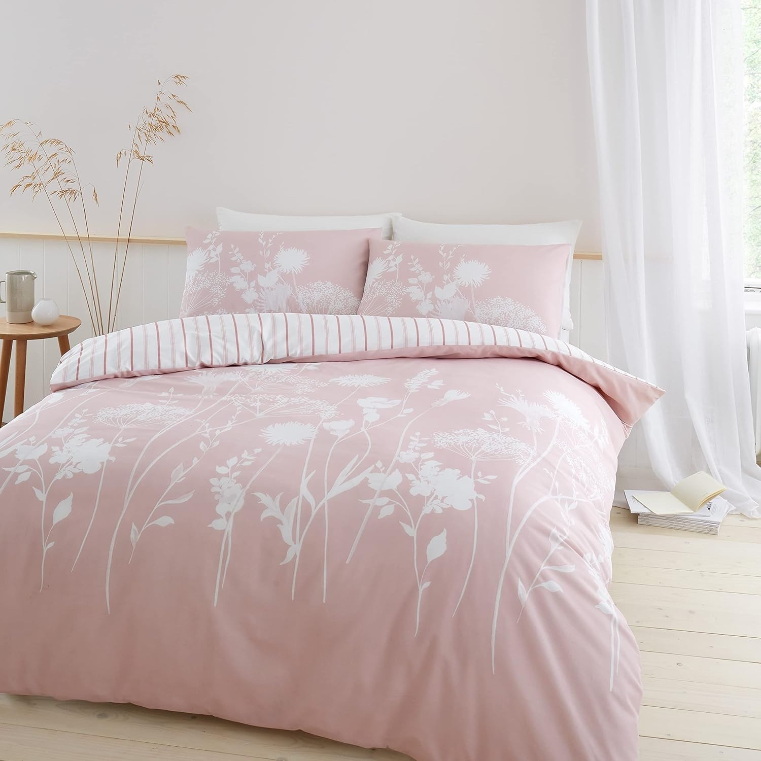 Julian Charles Pink Catherine Lansfield Meadowsweet Blush Floral Duvet Set - King Size - Image 2