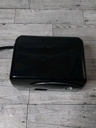 Sacapuntas eléctrico Panasonic KP-310 con parada automática negro funciona bien - Imagen 2 de 7