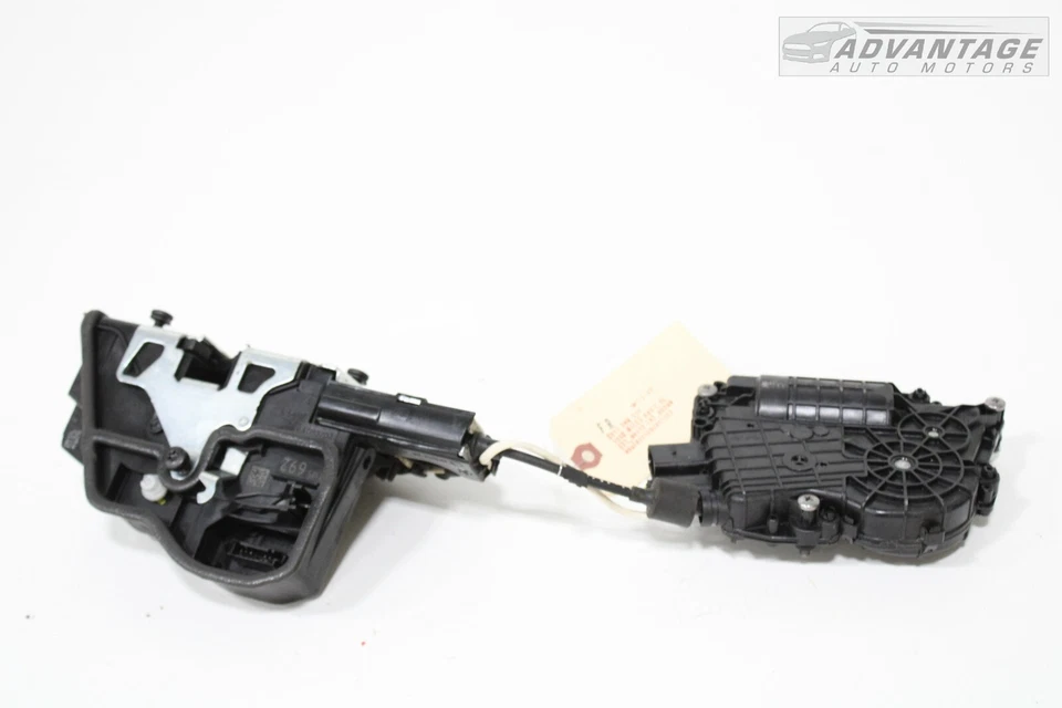 BMW 535I F10 2011-2016 actuador de bloqueo de pestillo de puerta del lado del pasajero delantero derecho OEM Foto 3 de 4