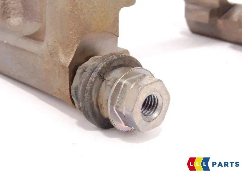 NEW GENUINE MINI R55 R56 R57 R58 R59 REAR BRAKE CALLIPER CARRIER 34216776927 - Image 3 of 4