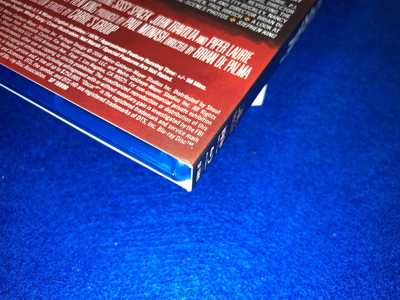 WATCHED ONCE Carrie 40th Anniversary Collector's Edition Blu-ray w/ Slipcover