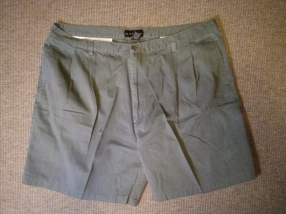 Croft & Barrow Gray Men's Chino Shorts Size 44.  t12 - Image 4 of 4
