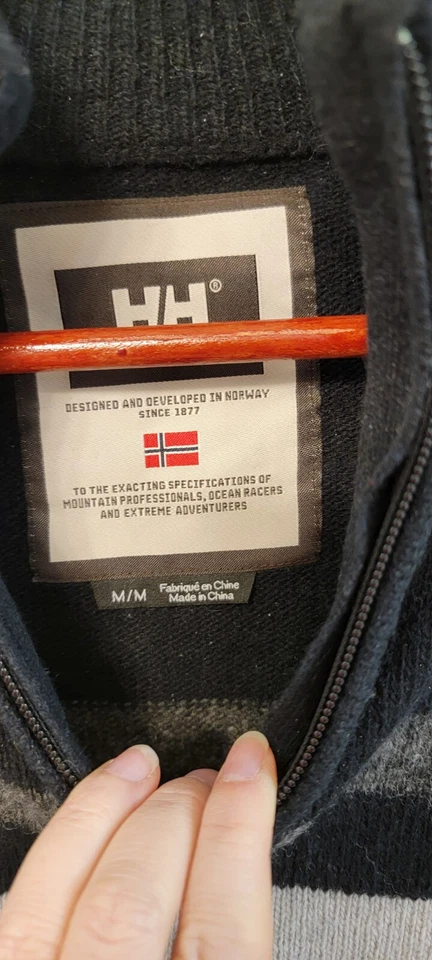 Helly Hansen Designer Mens Lambswool Fisherman Nordic Sweater Size Medium - Image 2 of 4