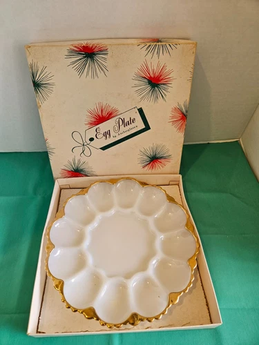 Anchor Hocking Deviled Egg Plate Platter Milk Glass Gold Lined Rim original box