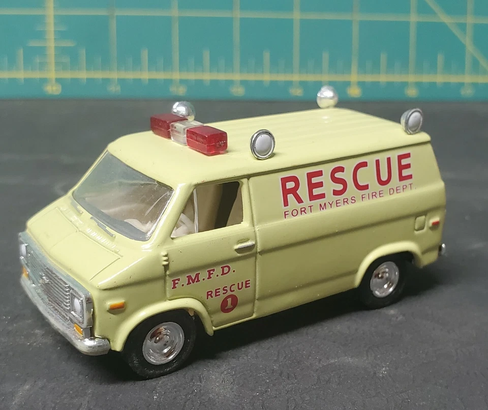 Racing Champions Chevy Van Fort Myers Fire Dept Rescue Loose - Image 2 of 3