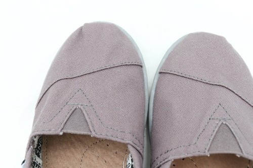 Toms Youth Shoes Size 3.5 Boys Gray Slip On 340914 - Picture 8 of 12