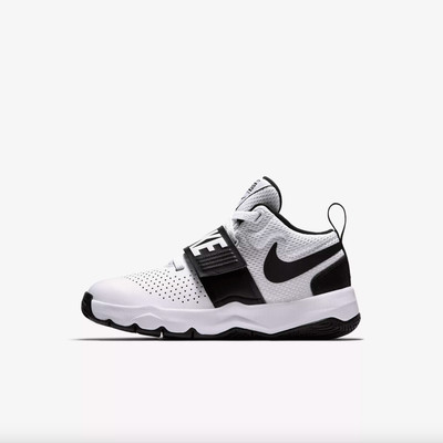 nike team hustle d8 preschool