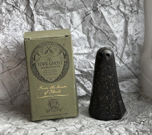 York Ghost Merchants Ms Derry Stamped Black Gold Bell Metal BM Guild Room Ghost - Picture 2 of 8