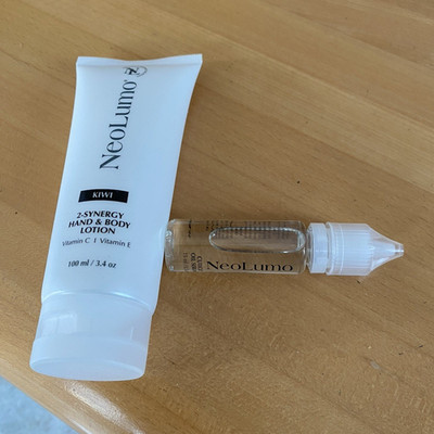 NeoLumo Tagespflege Creme 100 ml für Hände & Körper mit Vitamin C & E