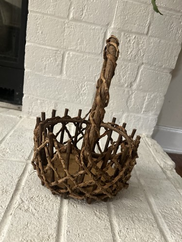 Handmade Rustic Grapevine Basket Twisted Vine Handle Ozark Folk Art 11"