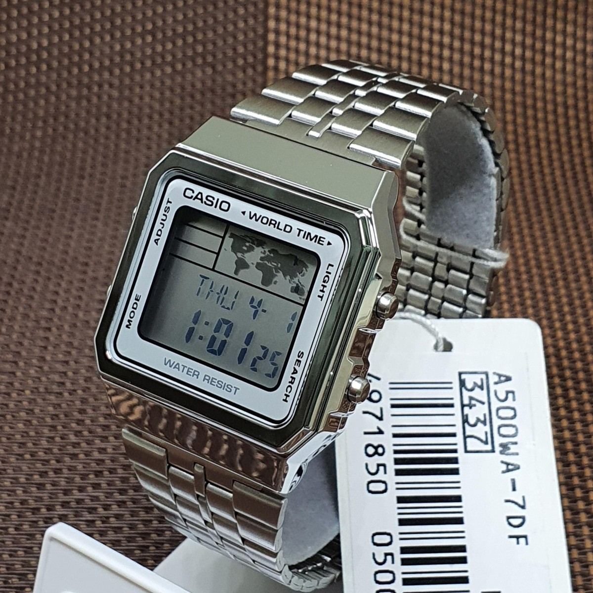 Casio A500WA-7D Vintage Silver Stainless Steel World Map  display picture 2