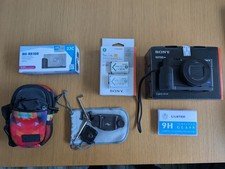 Sony Cyber-Shot RX100 VII Compact Camera - Black 2 x Batteries + Accessories
