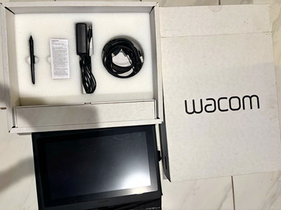 Wacom Cintiq 16 (DTK-1660) Pen Display   Excellent Condition, Complete in Box