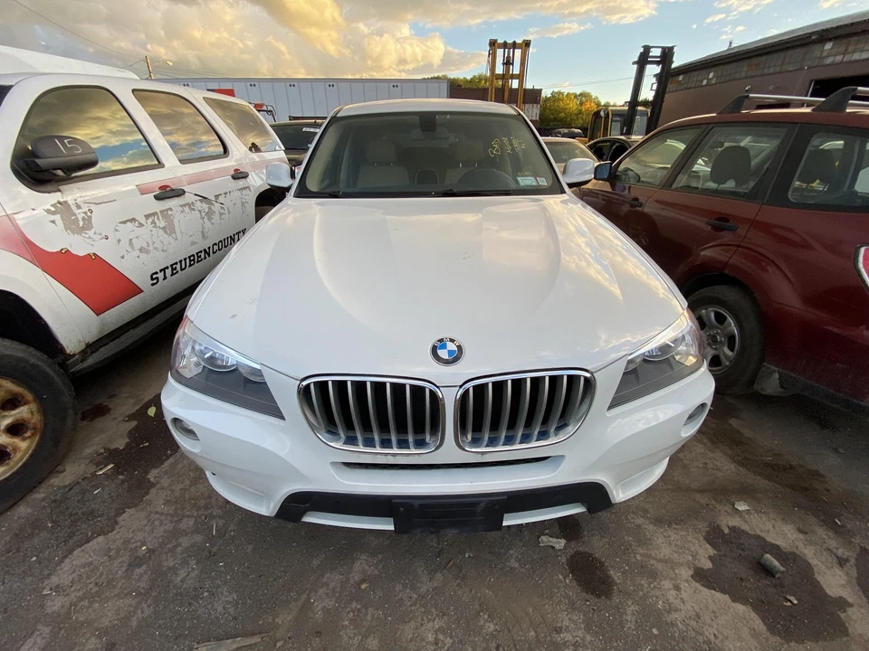 Módulo de controle de motor usado (ECM) serve: 2013 Bmw X3 módulo de controle eletrônico MEV - Imagem 2 de 4