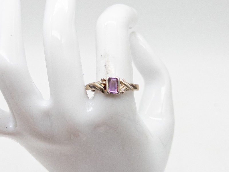 Estate $200 .50ct Natural Emerald Cut Amethyst White Topaz Sterling Silver Ring