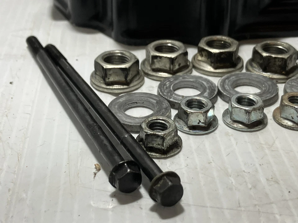 Kawasaki Vulcan 1600 2004 caja basculante delantera con herrajes (OEM) Foto 3 de 4