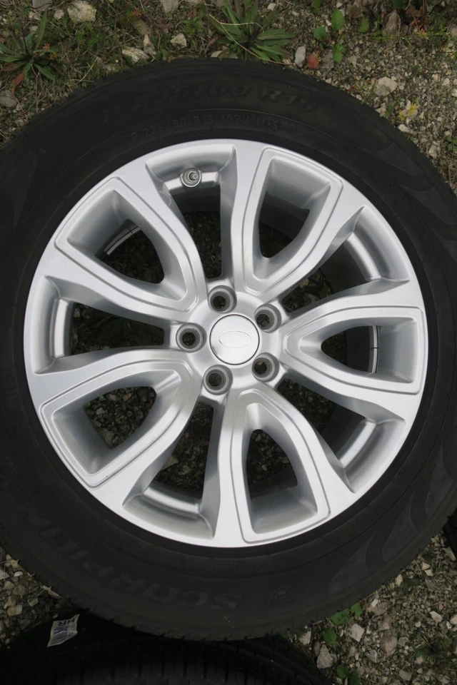 Range Rover Evoque Alufelgen 8x18 ET45 EJ32-1007 Sommer Allwetter 235 60 _810 - Bild 3 von 4