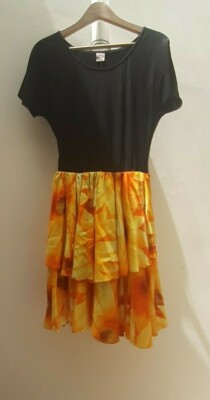 Vintage Kleid mit Rüschen. Corelle. Gr.IT 44. Neu