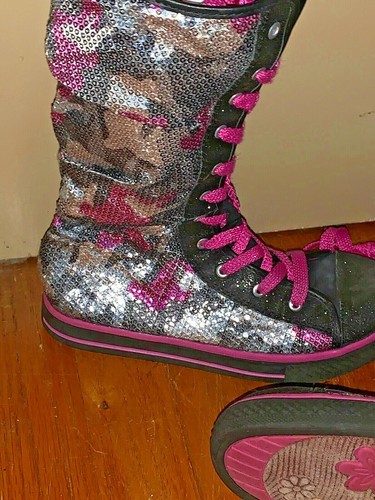 CIRCO Pink & Silver Glitter Sequin Camouflage Hi Tops on Black Shoes Sz 5 👣b12 - Picture 5 of 11