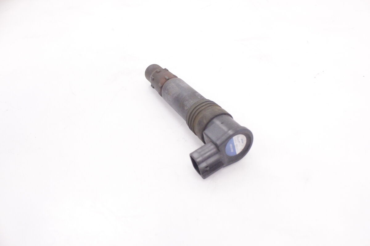 09-11 KAWASAKI ER-6N OEM IGNITION COIL SPARK PLUG CAP DENSO 09-11 KAWASAKI ER-6N OEM IGNITION COIL SPARK PLUG CAP DENSO
