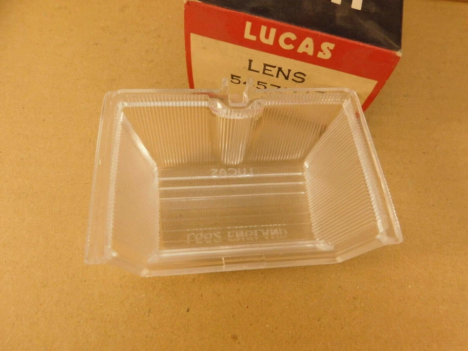 Lente giratoria delantera Hillman Husky transparente LUCAS 54571717 L662 NOS 1964-1966 Foto 3 de 4