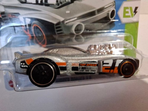 Hot Wheels Rodger Dodger 2.0  2025-151 (NP01) - Photo 2/3