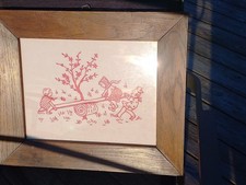  Cadre ancien en chêne massif XX ieme broderie main jeu d'enfants balançoire 