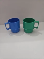 EUC KIDS Tupperware mini Tupper Toy Mug CUPS Set Of 2 VINTAGE 