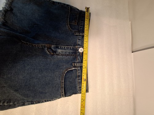 HengSheng blaue Jeansshorts Größe Small - Bild 5 von 8