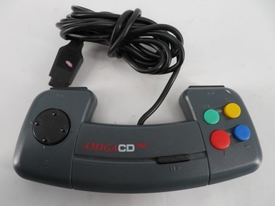 Genuine - - OEM Commodore Amiga CD32 Game Pad Controller * * WORKS GREAT * *