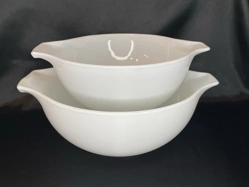 Set Of 2 Vtg PYREX Cinderella 1.5 & 2.5 Qt Mixing Bowls Opal White  #442 & #443