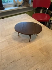 Vtg SONIA MESSER IMPORTS LA Oval Drop Leaf Gate Leg Dollhouse Side Table 1:12