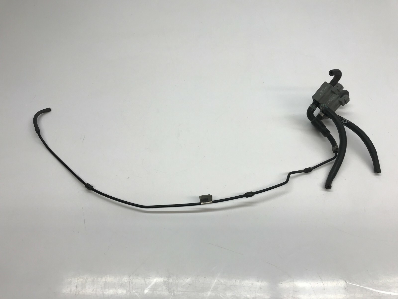FERRARI 458 ITALIA CHASSIS SENSOR SOLENOID VALVE BLOCK OEM 178309 260386