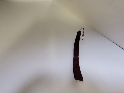 NEW Burgandy Adjustable Hand Wrist Strap for the Nintendo Wii Remote #N24 - Picture 3 of 5