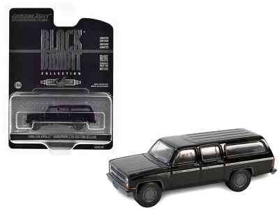 1985 Chevrolet Suburban C-10 Custom Deluxe *** Greenlight Black Bandit 1:64