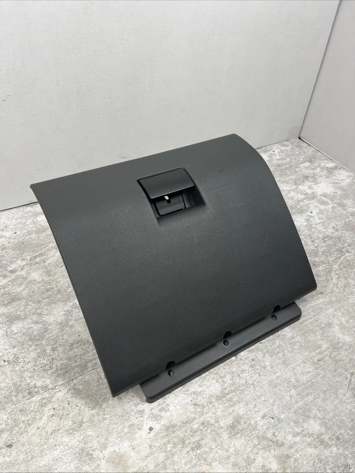 Guantera Chevrolet Colorado GMC Canyon 2004-2009 peltre medio oscuro sin bloqueo Foto 3 de 4