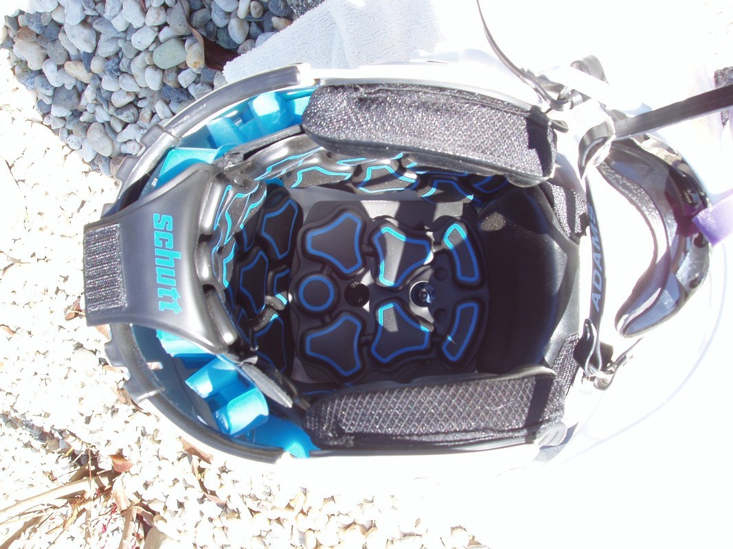 SCHUTT F7 VTD FOOTBALL HELMET WHITE  XL with CHIN STRAP MOUTHGUARD NICE CONDITON