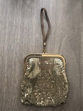 Vintage Whiting  Davis Gold Mesh Change Purse Clutch Compact Evening Bag