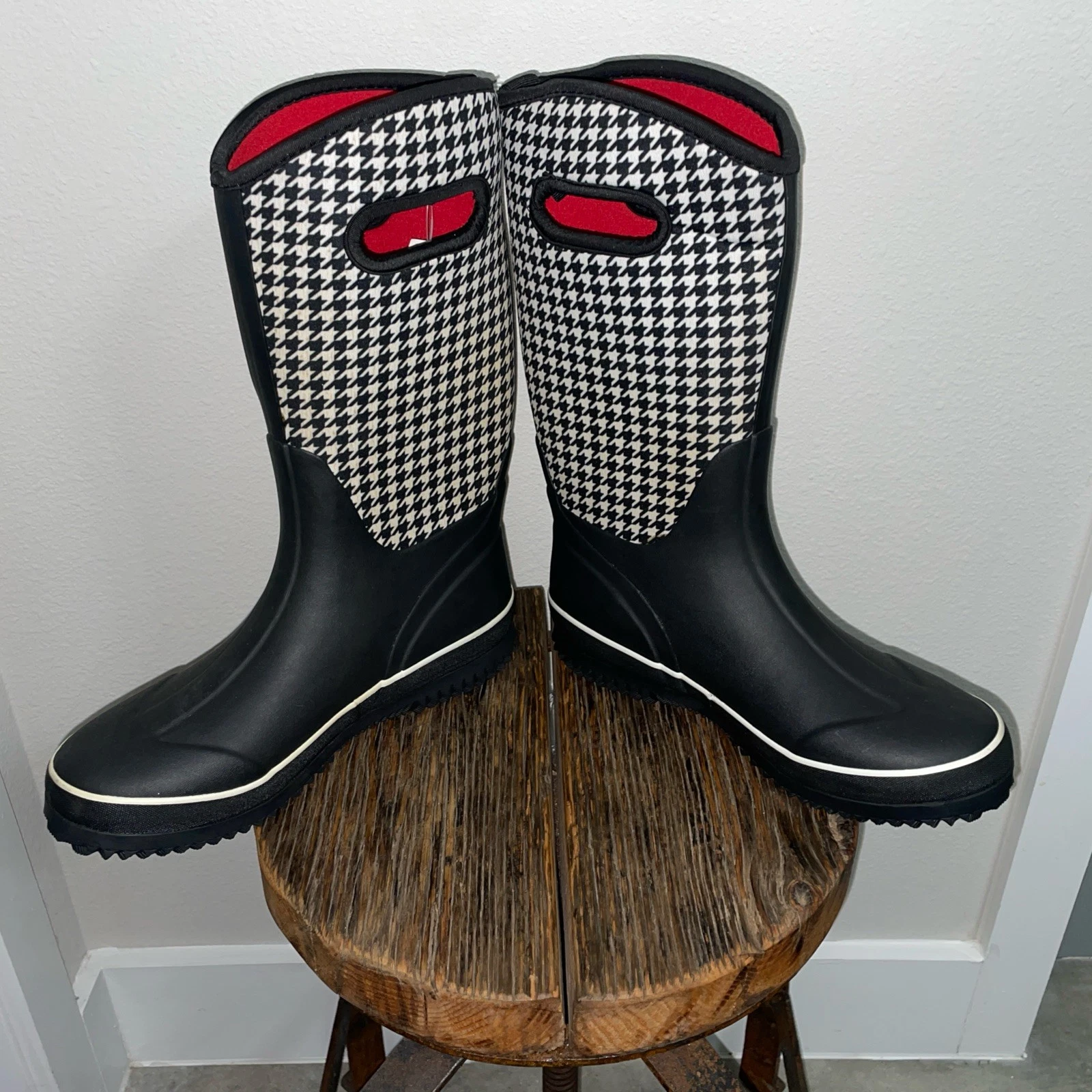Time And Tru Rain Snow Boot Waterproof Anti Slip Pull On Boots~ Size 7 ~ NEW