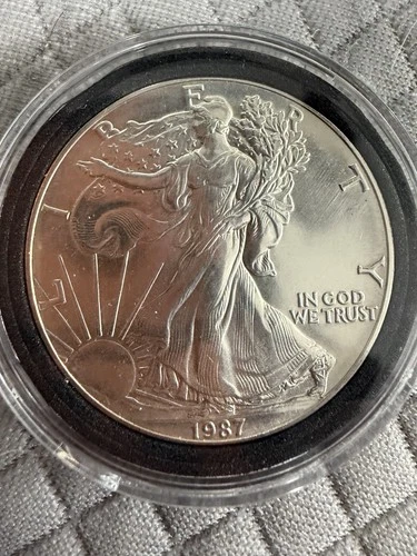 1987 1 oz Silver American Eagle (Brilliant Uncirculated)