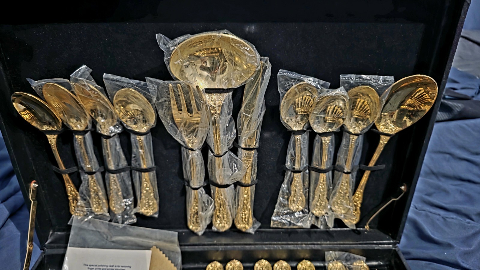 WM Rogers & Son Enchanted Rose Gold Plated Silverware Flatware 