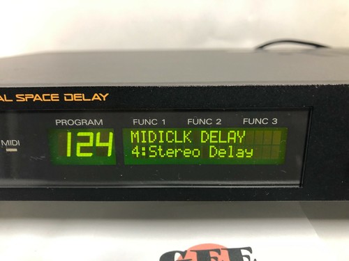 Roland SDE-330 330 Digital Delay Rack Effect Vintage Working Free Ship - Picture 2 of 9