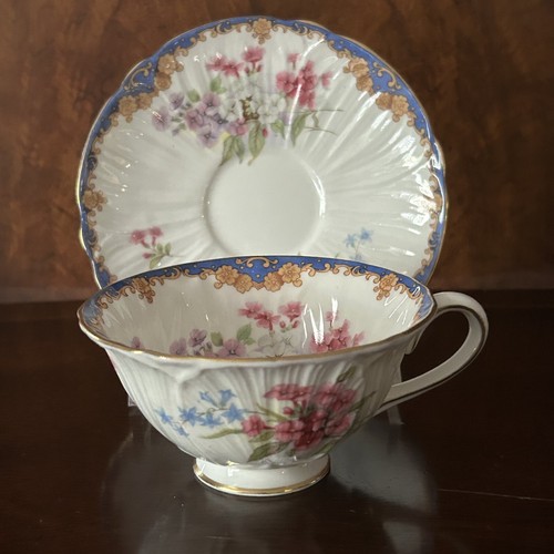 Delicate SHELLEY #13483 Bone China Cup Saucer, Oleander Shape, LOVELY! - Picture 2 of 16